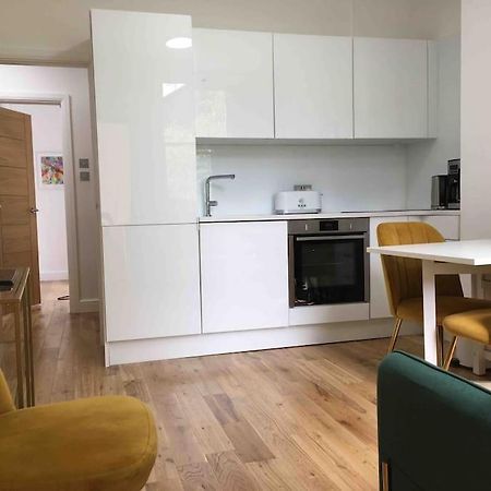 Newly Refurbished 2-Bedroom Flat In Notting Hill Londra Dış mekan fotoğraf