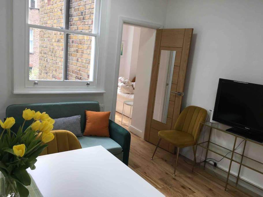 Newly Refurbished 2-Bedroom Flat In Notting Hill Londra Dış mekan fotoğraf
