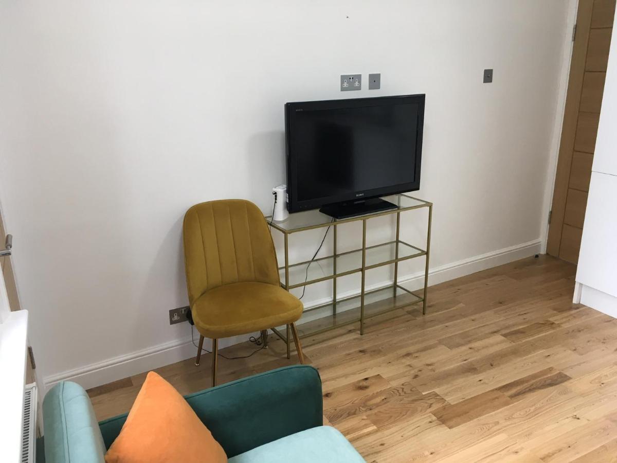 Newly Refurbished 2-Bedroom Flat In Notting Hill Londra Dış mekan fotoğraf
